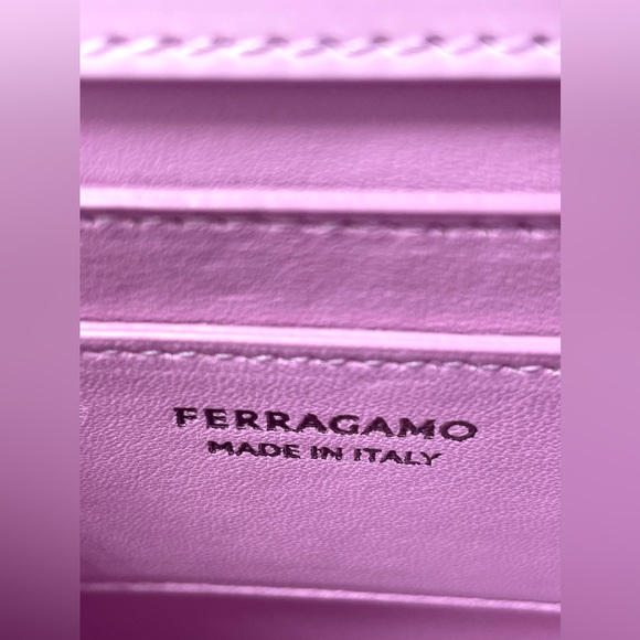 Ferragamo Wanda N/S Mini Leather Top Handle Bag. - Picture 17 of 17